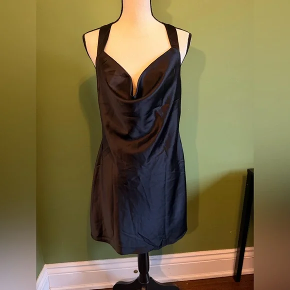 Cantonwalker Chic Black Satin Mini Dress - Picture 2 of 7